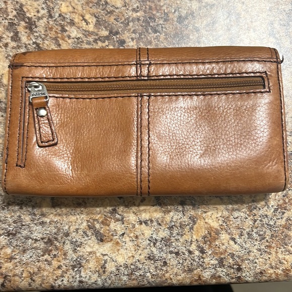 Fossil Wallet - Picture 2 of 4